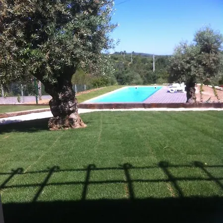 Casa Rendufas- Com Figos Alojamento de Turismo Rural Rendufas da Estrada