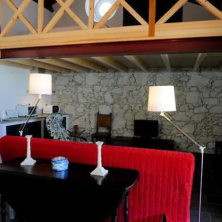 Alojamento de Turismo Rural Casa Rendufas- Com Figos Rendufas da Estrada