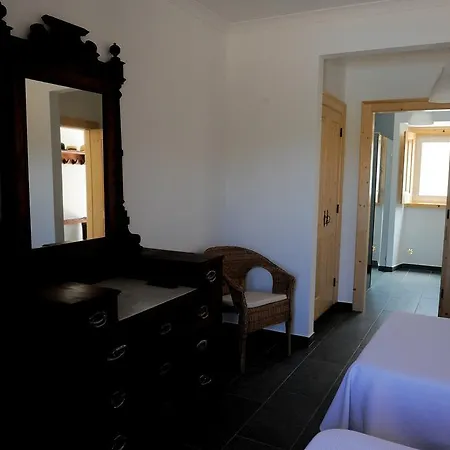 Alojamento de Turismo Rural Casa Rendufas- Com Figos Rendufas da Estrada