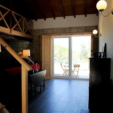 Alojamento de Turismo Rural Casa Rendufas- Com Figos