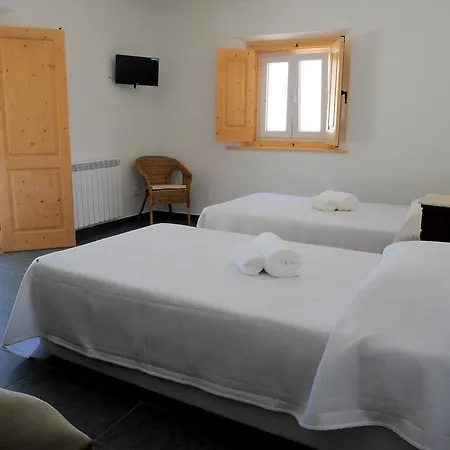 Alojamento de Turismo Rural Casa Rendufas- Com Figos