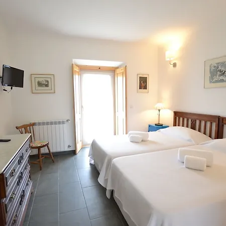 Casa Rendufas- Com Figos Alojamento de Turismo Rural Rendufas da Estrada